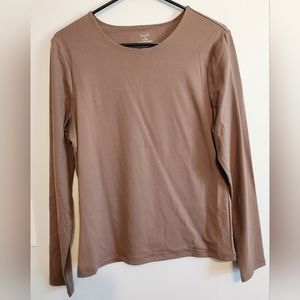 NWOT NUUDS Seamless Long Sleeve